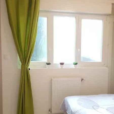 Jardin En Ville, Appart' De Plain Pied ❤️ Tram C à 5min #b8 Appartement